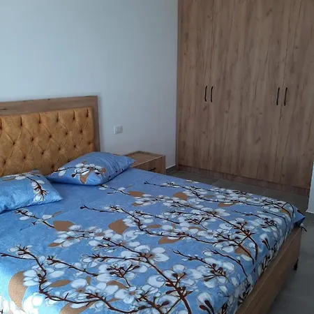 Elin Deluxe Апартаменты *