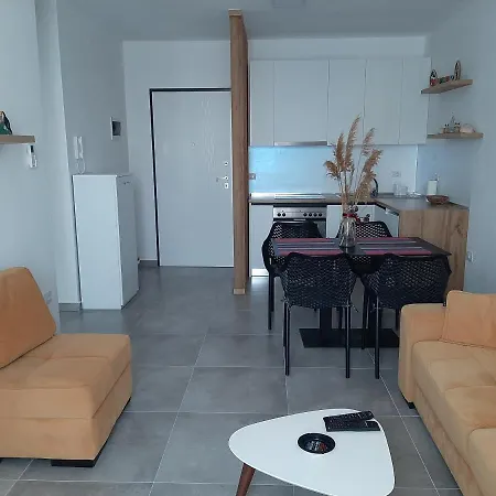 Elin Deluxe Apartment