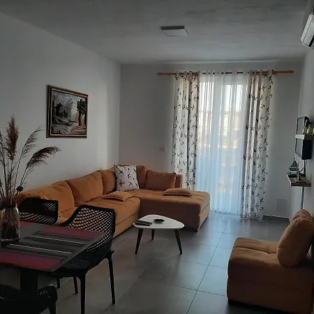 Elin Deluxe * Skataj